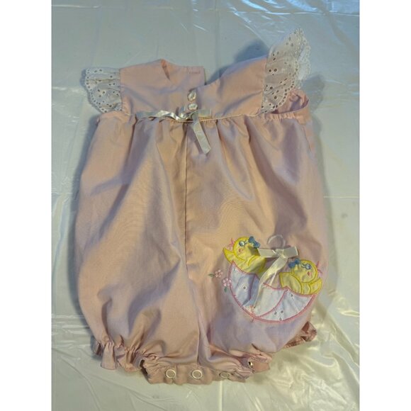 Vintage Girls Infant Romper Pale Pink Ruffles Bubble Style Lace Chicks 12M 70s - Picture 1 of 4